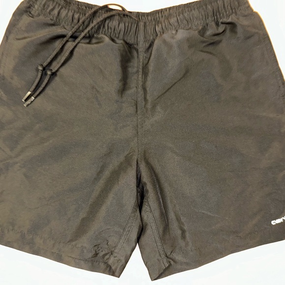 Carhartt Wip black shorts. Never worn. - Picture 7 of 9